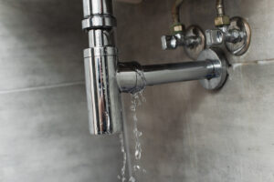 causes leaks plumbing system