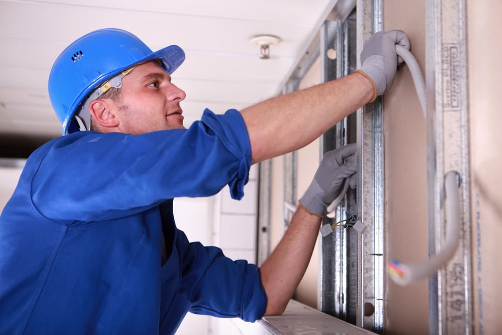 6 Things to Look for in an Electrical Contractor
